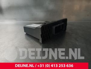 Porsche Taycan Spannungsstabilisator O240595 foto 2