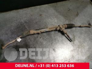 Opel Vivaro Lenkgetriebe Servo O240605 foto 2
