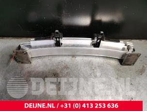 Porsche Taycan Bumperframe achter O240613 foto 2