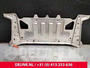 Gebruikte Beschermplaat bodem Porsche Taycan Cross Turismo (Y1B) 4S Performance Battery Plus Prijs € 151,25 Inclusief btw aangeboden door van Deijne Onderdelen Uden B.V.