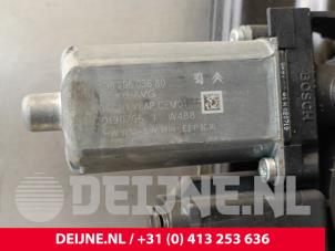Citroen Jumpy Window mechanism 2-door, front left O240680 photo 3