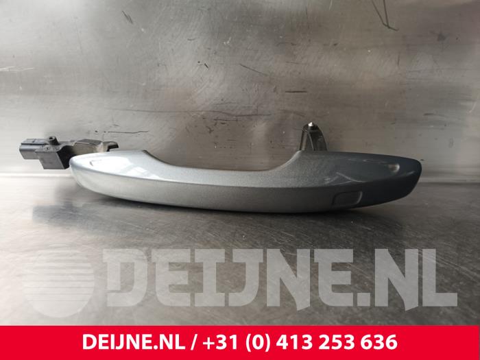 Volvo V90 Türgriff 4-türig links vorne O240685