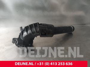 Volvo V60 Intercooler Rohr O240689 foto 2
