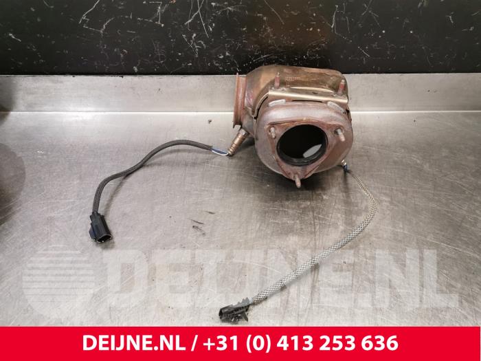 Gebruikte Katalysator Volvo V60 I (FW/GW) 2.0 T4 16V Prijs € 350,00 Margeregeling aangeboden door van Deijne Onderdelen Uden B.V.