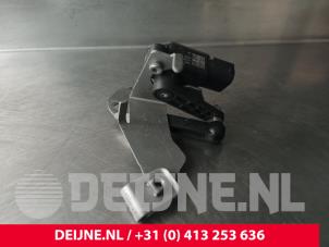 Volvo V60 Xenon hoogteregelaar O240772 foto 2
