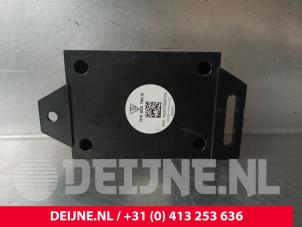 Porsche Taycan Lautsprecher O240774 foto 2