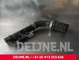 Gebruikte Intercooler Slang Mercedes Vito (447.6) 1.6 109 CDI 16V Prijs € 30,25 Inclusief btw aangeboden door van Deijne Onderdelen Uden B.V.