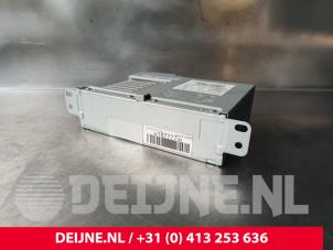 Gebruikte Radio module Peugeot Expert (V1/VA/VB/VE/VF/VT/VY) 1.6 Blue HDi 95 16V Prijs € 151,25 Inclusief btw aangeboden door van Deijne Onderdelen Uden B.V.