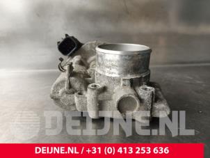 Opel Corsa Gasklephuis O240822 foto 3