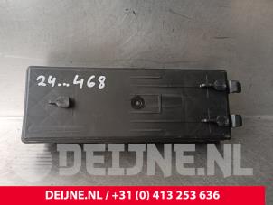 Porsche Taycan Module achterklep motor O240829 foto 2