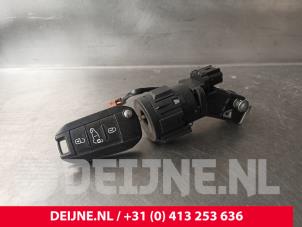 Peugeot Expert Ignition lock + key O240830 photo 2