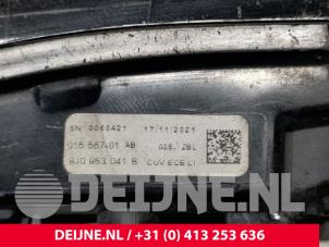 Porsche Taycan Richtingaanwijzer links O240837 foto 3