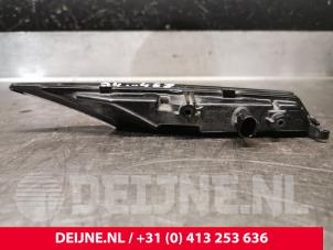 Porsche Taycan Richtingaanwijzer links O240837 foto 2