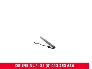 Volvo V60 Gasdemper links-achter O9990002283 foto 2