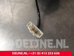 Volkswagen Transporter Heating and ventilation fan motor O240867 photo 3