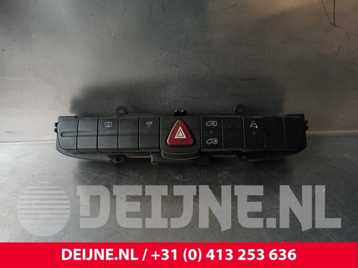 Mercedes Sprinter Paniekverlichtings Schakelaar O240908