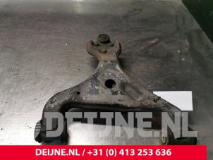 Mercedes Viano Front lower wishbone, right O240939 photo 2