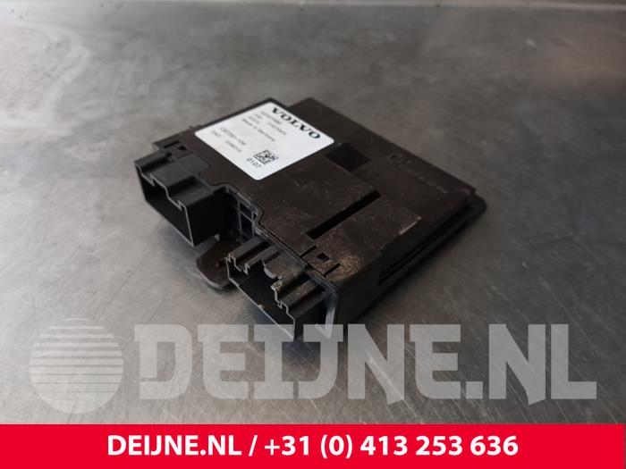 Volvo V60 Module tailgate motor O241066