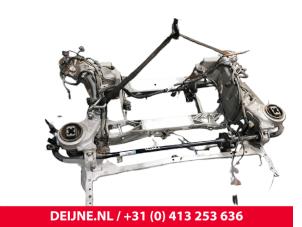 Porsche Taycan Draagbalk achter O241077 foto 3