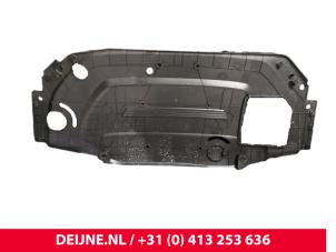 MG MG5 Electric Motor Beschermplaat O241086 foto 2