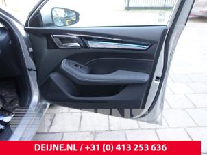 MG MG5 Electric Front door 4-door, right O241117 photo 2