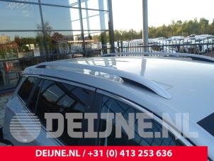 MG MG5 Electric Dakrail set O241125 foto 3