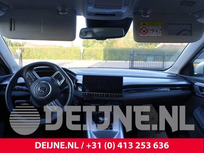 MG MG5 Electric Innenbeleuchtung vorne O241141