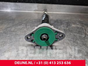 Porsche Taycan Stoßdämpfer rechts hinten O241249 foto 3