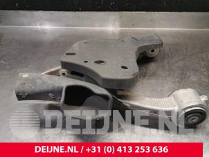 Porsche Taycan Querlenker links hinten O241302 foto 2