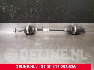 Gebruikte Steekas links-voor Porsche Taycan Cross Turismo (Y1B) 4S Performance Battery Plus Prijs € 907,50 Inclusief btw aangeboden door van Deijne Onderdelen Uden B.V.