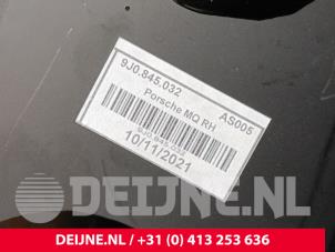Porsche Taycan B-Säule Abdeckkappe O241291 foto 3