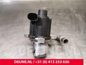 Dacia Dokker EGR valve O241338 photo 3
