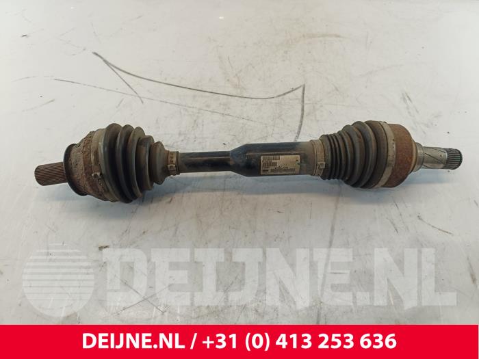 Gebruikte Steekas links-voor Volvo XC60 I (DZ) 2.0 D3 20V Prijs € 125,00 Margeregeling aangeboden door van Deijne Onderdelen Uden B.V.