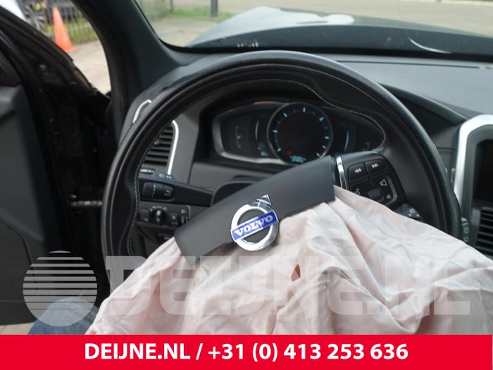 Volvo XC60 Lenkrad O241406