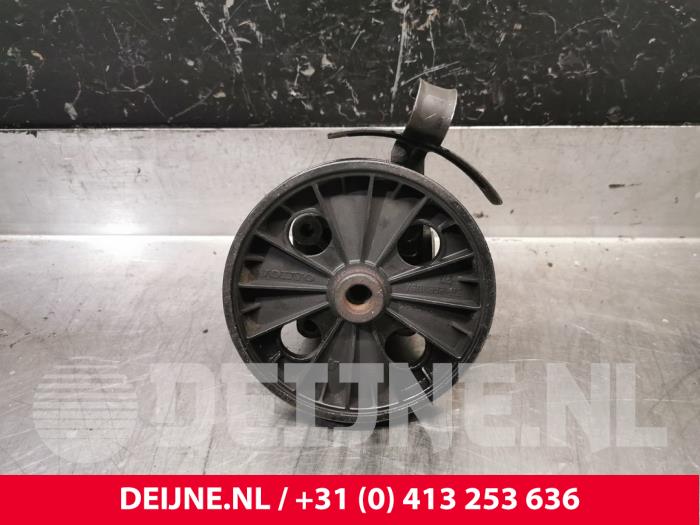Volvo XC70 Power steering pump O241419