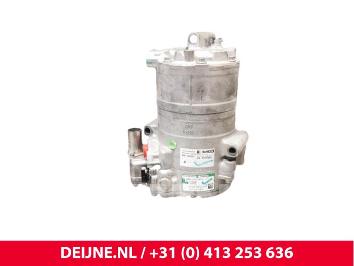 Gebruikte Pomp Airco MG MG5 Electric Prijs € 605,00 Inclusief btw aangeboden door van Deijne Onderdelen Uden B.V.