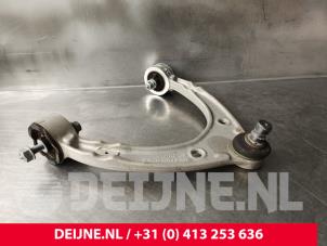 Porsche Taycan Draagarm Boven links-voor O241452 foto 2