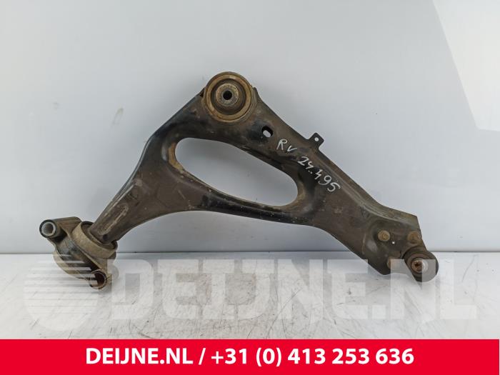 Mercedes Vito Querlenker unten rechts vorne O241558