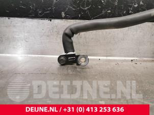 Hyundai H200 Air conditioning line O241600 photo 4