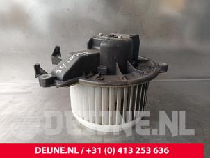 Iveco New Daily Heizung Belüftungsmotor O241613 foto 2