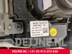 Peugeot Expert Display Multi Media regelunit O241664 foto 3