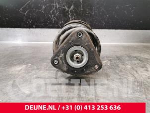 Volvo V40 Schokdemperpoot rechts-voor O241742 foto 3
