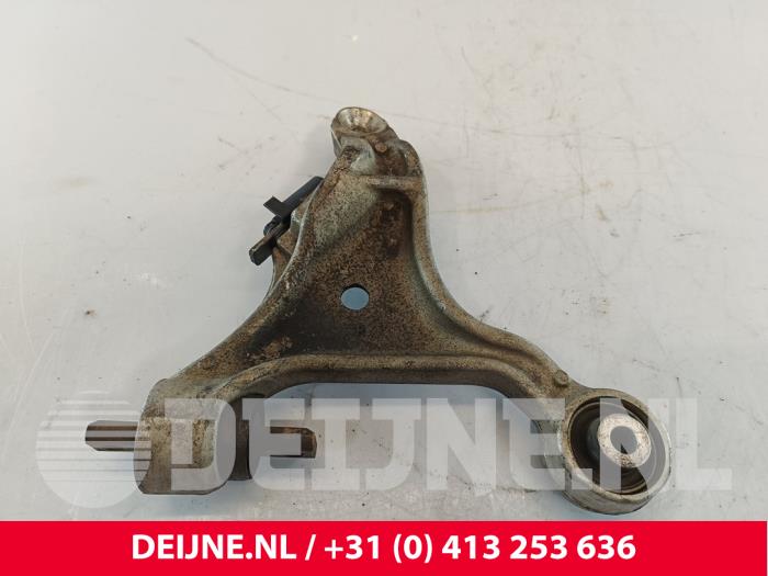 Volvo S60 Front lower wishbone, right O241764
