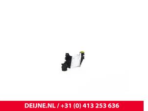 Volkswagen Crafter Intercooler O9990002136 foto 4