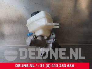 Gebruikte Hoofdremcilinder Volkswagen Crafter 2.0 BiTDI Prijs € 48,40 Inclusief btw aangeboden door van Deijne Onderdelen Uden B.V.