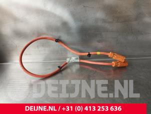 Gebruikte HV kabel (hoog voltage) Volvo V60 II (ZW) 2.0 T8 16V Recharge AWD Prijs € 135,00 Margeregeling aangeboden door van Deijne Onderdelen Uden B.V.