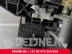 Volvo V70 Türgriff 4-türig rechts hinten O242012 foto 3