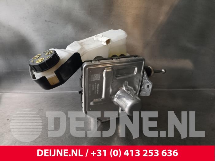 Volvo XC60 Brake servo O242018