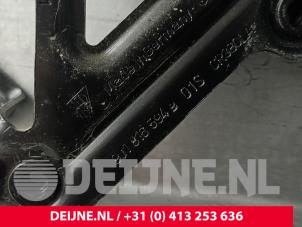 Porsche Taycan Steun (diversen) O242025 foto 3