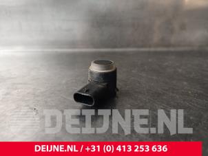 Gebruikte PDC Sensor Mercedes Sprinter 3,5t (907.6/910.6) 319 CDI 2.0 D RWD Prijs € 24,20 Inclusief btw aangeboden door van Deijne Onderdelen Uden B.V.